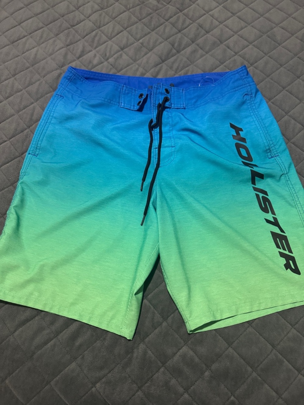 Hollister Blue-to-Green Gradient Men's Swim Shorts